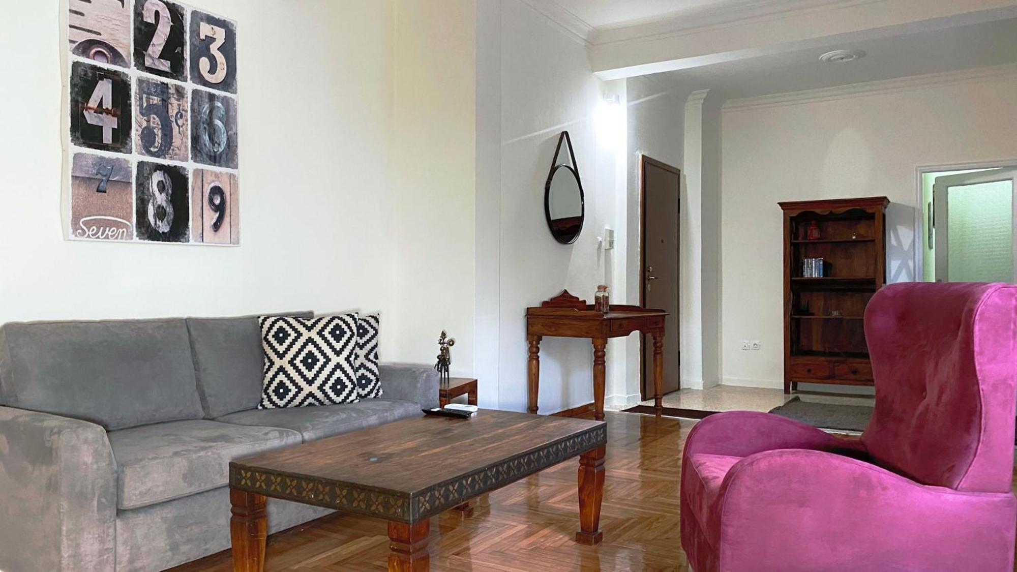Spacious 2 Bedroom Apartment Downtown Athens - Explore Center By Foot ภายนอก รูปภาพ